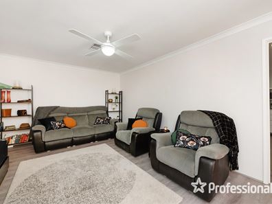 9/9 Juniper Place, Ballajura WA 6066