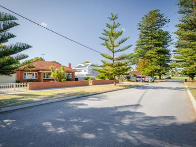 28 Smith Street, Beaconsfield WA 6162