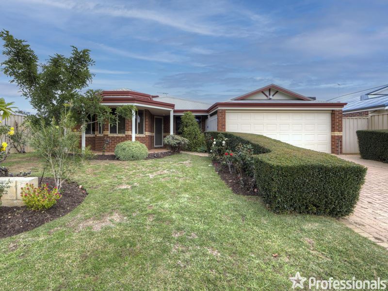 44 Plane Tree Green, Forrestfield WA 6058