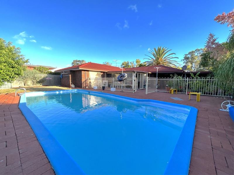 11 Rosedene Way, Greenwood