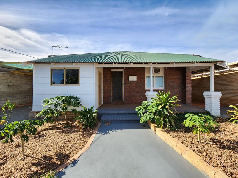 13 Hill Street, Carnarvon