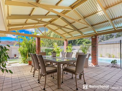 5 Harry Way, Willetton WA 6155