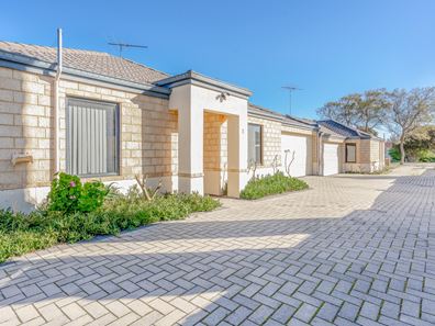 2/23 Forward Street, Mandurah WA 6210