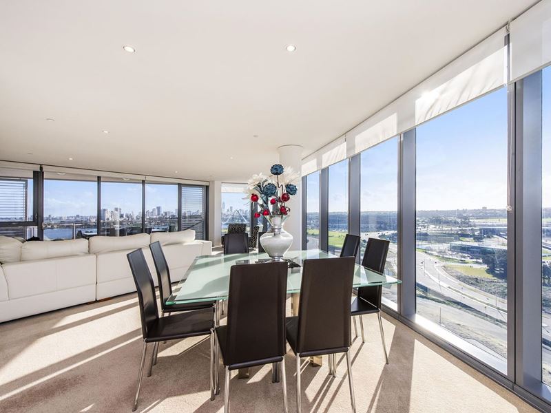 1305/96 Bow River Crescent, Burswood