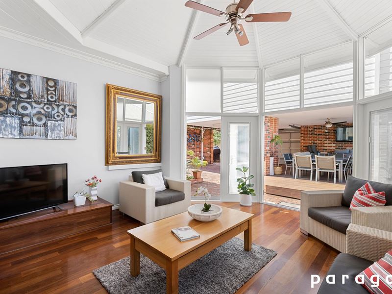 22 Matlock Street, Mount Hawthorn WA 6016