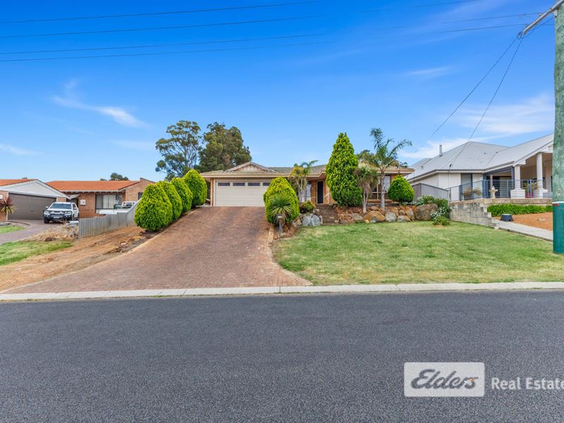 12 Hargreaves Street, Collie WA 6225