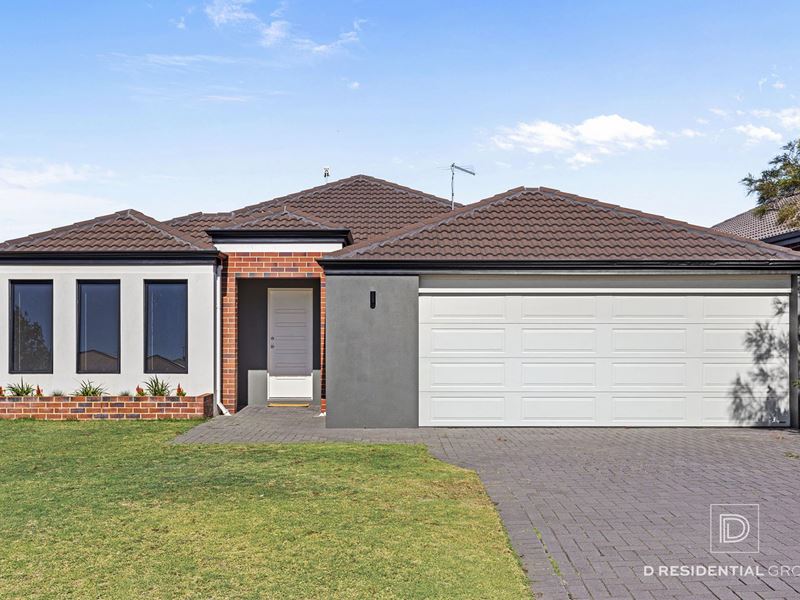 6 Clairault  Rise, Pearsall