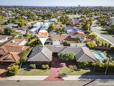 2A Thomas Way, Karrinyup WA 6018