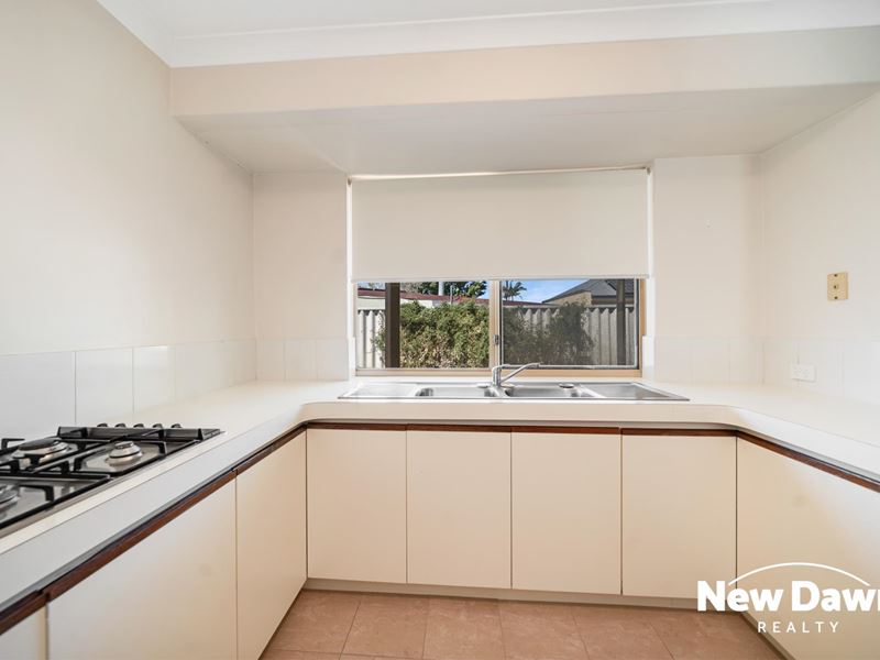 2/369 Light Street, Dianella