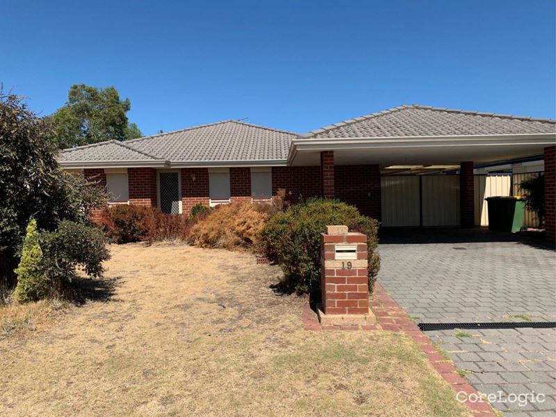 19 Whiteman Crescent, Bertram