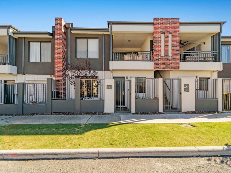 5/1 Palmerston Street, St James