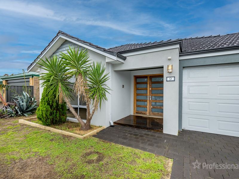 9 Mapleton Drive, Yanchep WA 6035