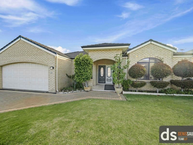 8 Henley Park Rise, Pearsall