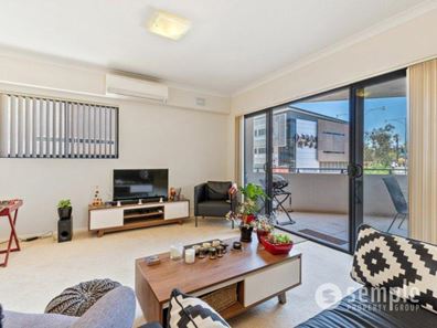 7/2 Stockton Bend, Cockburn Central WA 6164