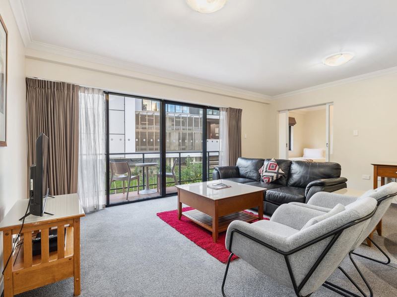 302/112 Mounts Bay Road, Perth