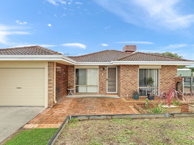 10B Meadow Court, Cooloongup