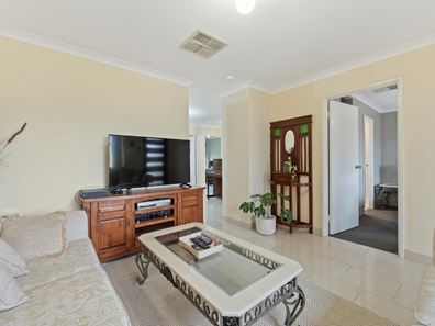 10B Meadow Court, Cooloongup WA 6168