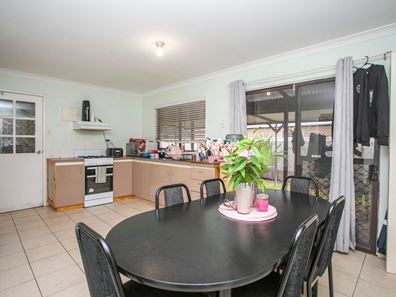 9/2 Eighth Road, York WA 6302