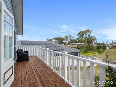 22 Yanrey Street, Golden Bay WA 6174