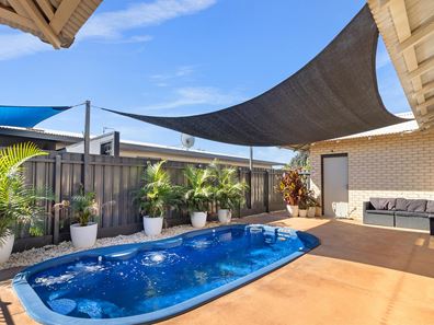 11 Brushtail Street, Baynton WA 6714