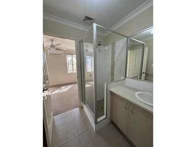 1/25A Charles Street, Midland WA 6056