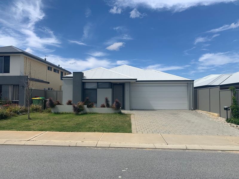 4 Mahoney Street, Success WA 6164