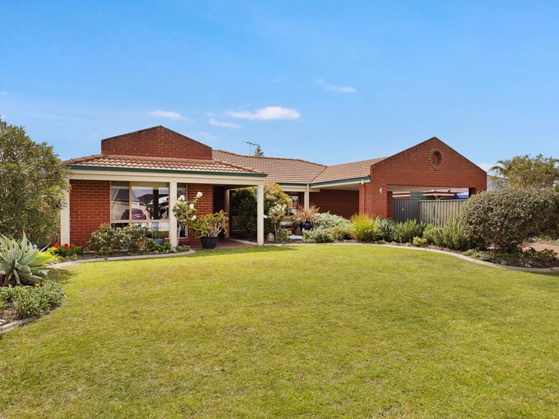 14 Cypress Mews, Warnbro WA 6169