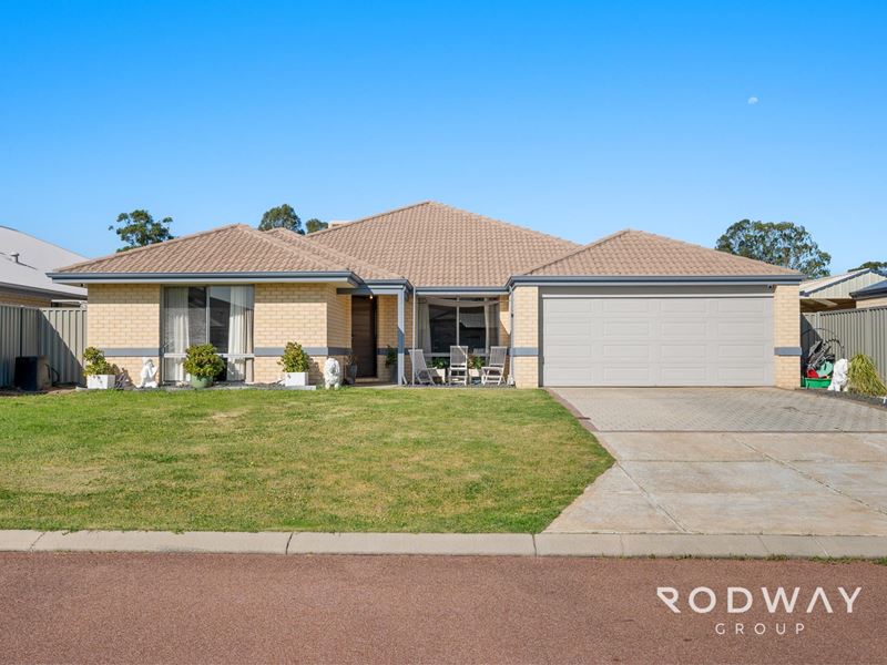 9 Cranbourne Way, Byford WA 6122