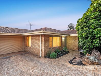 17B Begonia Street, Duncraig WA 6023