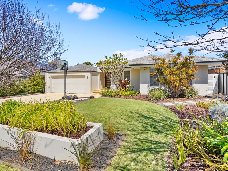 15 Barrisdale Road, Ardross WA 6153