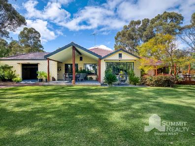 4 Longshore Place, Leschenault WA 6233