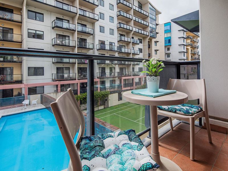 212/126-128 Mounts Bay Road, Perth