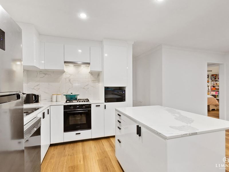 3/187 Edinboro Street, Joondanna