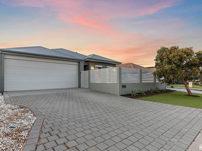 43 Primrose Loop, Byford WA 6122