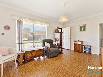 1/4 Pape Place, Shoalwater WA 6169