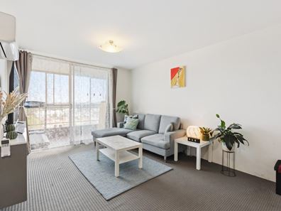 92/16 Leeder Street, Glendalough WA 6016