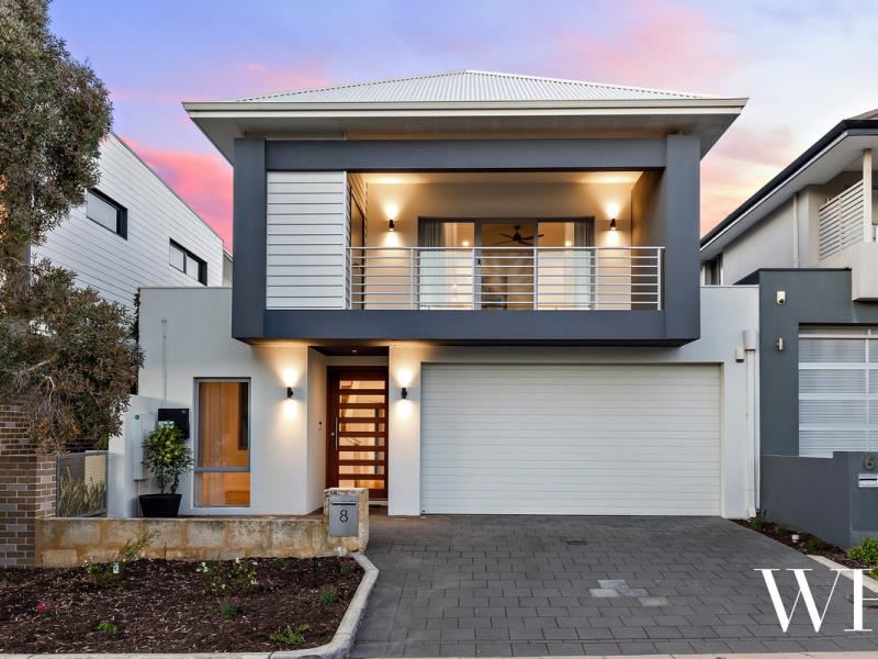 8 Mewstone Crescent, North Coogee WA 6163