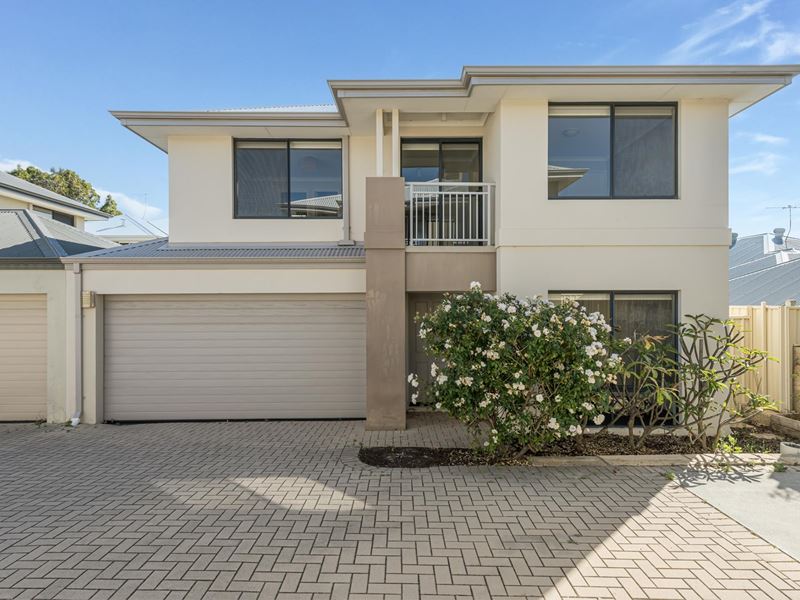 77 Oakdene Drive, Madeley WA 6065