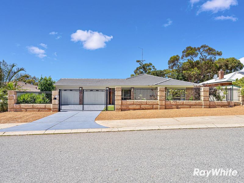8 Allamanda Way, Halls Head WA 6210