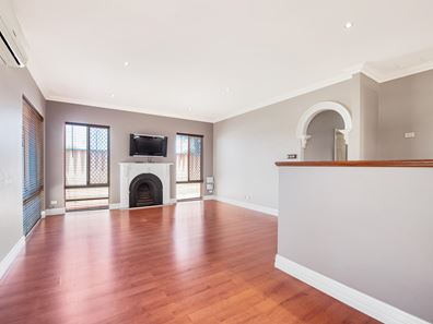 26 Broadbank Lane, Beachlands WA 6530
