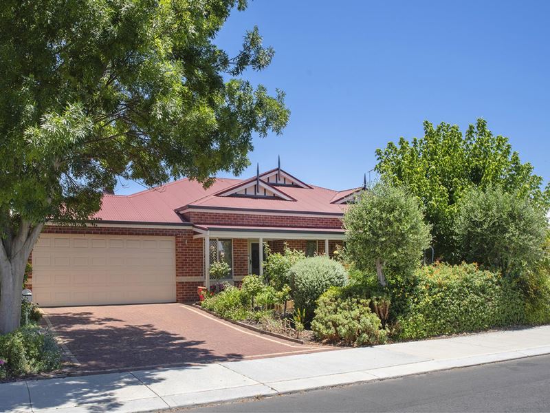 38 Carey Street, Busselton