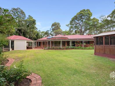 29 Reeds Road, Carmel WA 6076