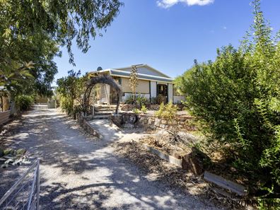 10 Hosken Street, Northampton WA 6535