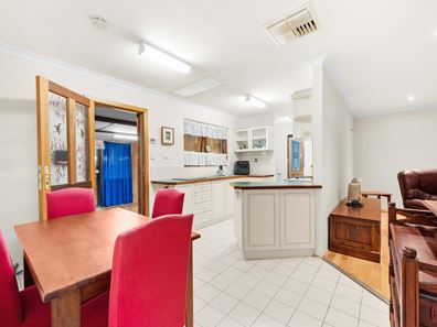 14 Neilson Avenue, Armadale WA 6112