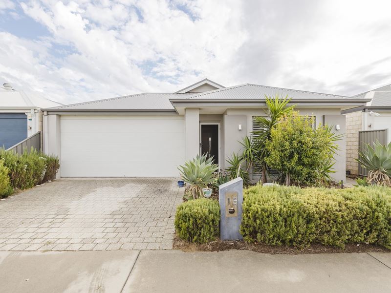 15 Everingham St, Clarkson WA 6030