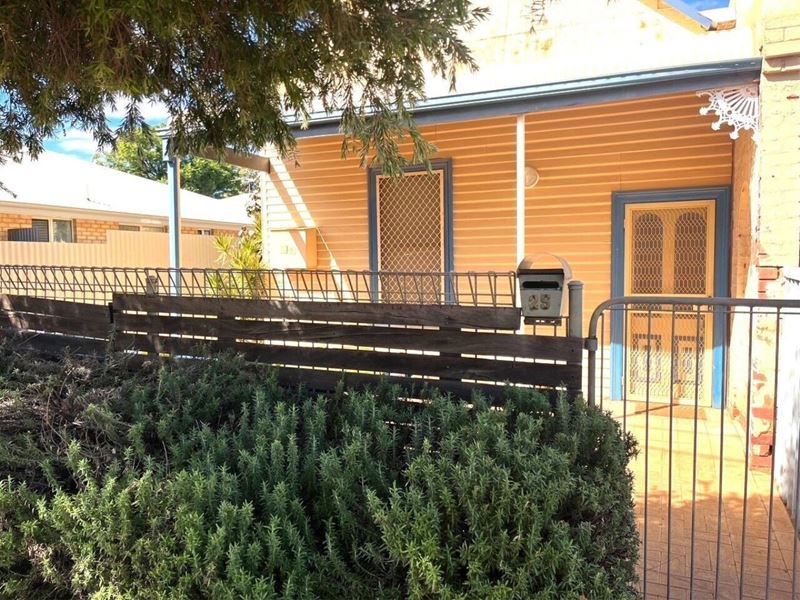 25 Hanbury Street, Kalgoorlie
