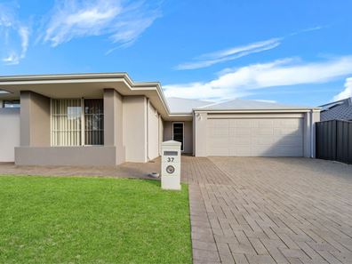 37 Fishbone Turn, Banksia Grove WA 6031