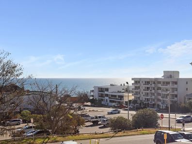 23/15 Eric Street, Cottesloe WA 6011