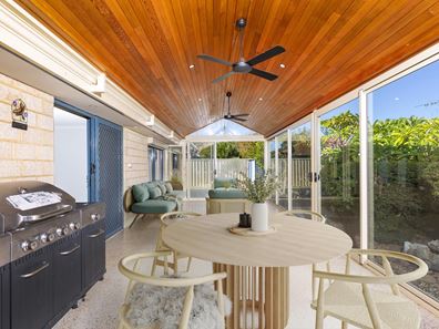 28 Grand  Parade, Redcliffe WA 6104