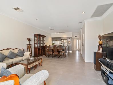 8C Marchwood Boulevard, Butler WA 6036